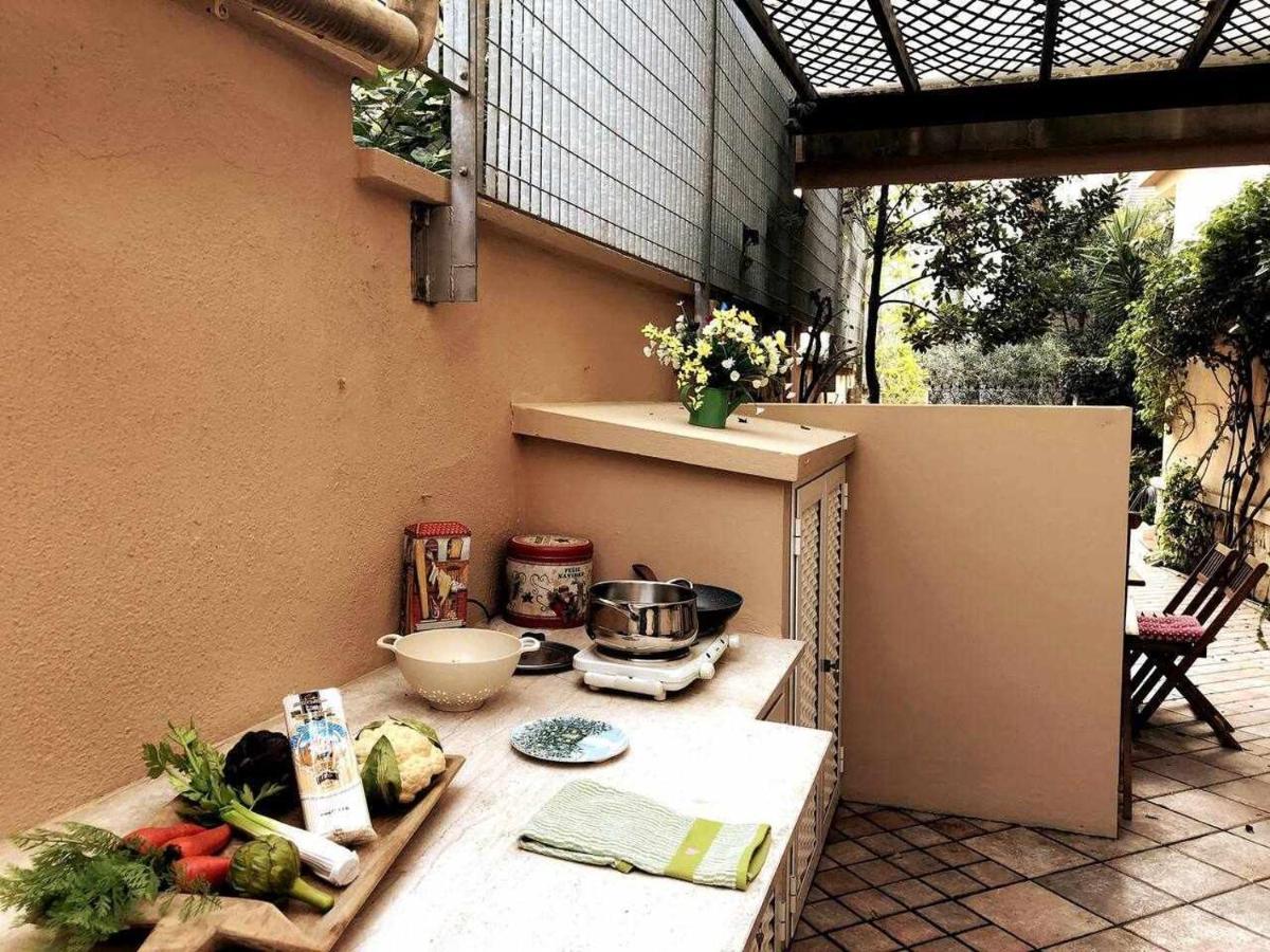 Elegante Villa Lu Centro Citta Con Parcheggio 칼리아리 외부 사진
