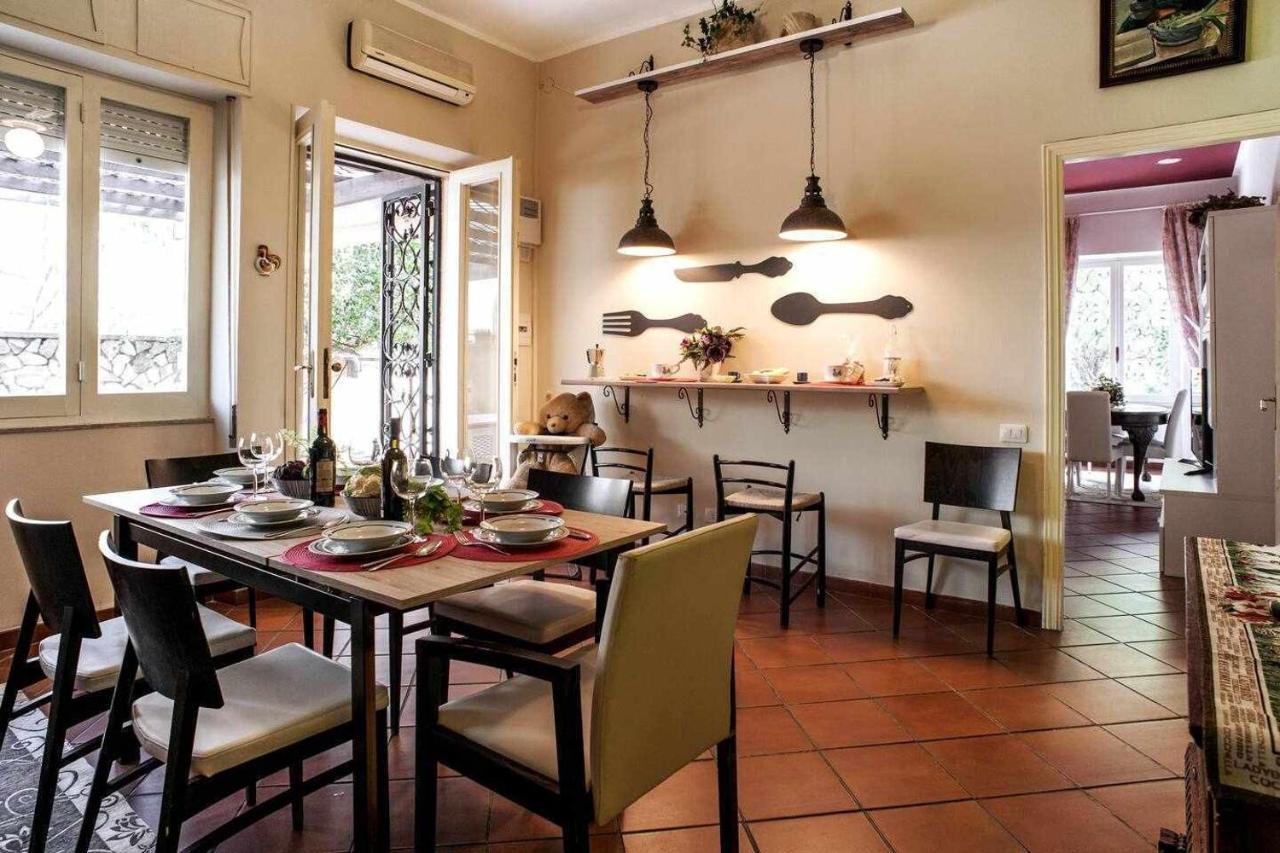 Elegante Villa Lu Centro Citta Con Parcheggio 칼리아리 외부 사진